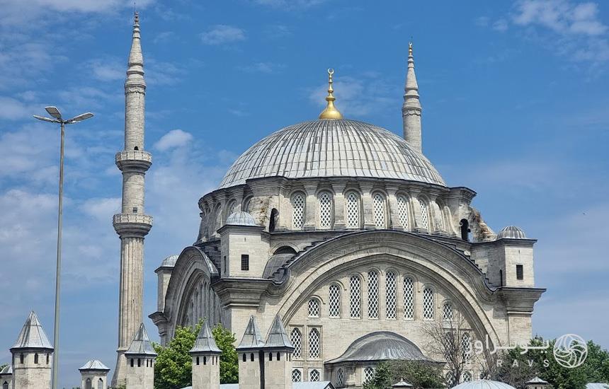 مسجد نورعثمانیه استانبول
